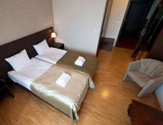 Отель Hotel Oriza Гдув Двухместный номер с 1 кроватью или 2 отдельными кроватями-8