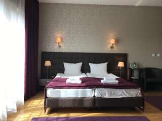 Отель Hotel Oriza Гдув Двухместный номер Делюкс с 1 кроватью или 2 отдельными кроватями-10